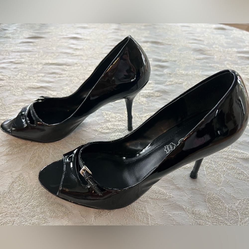 Aldo Womens size 40 (US 9M) high heel leather pumps